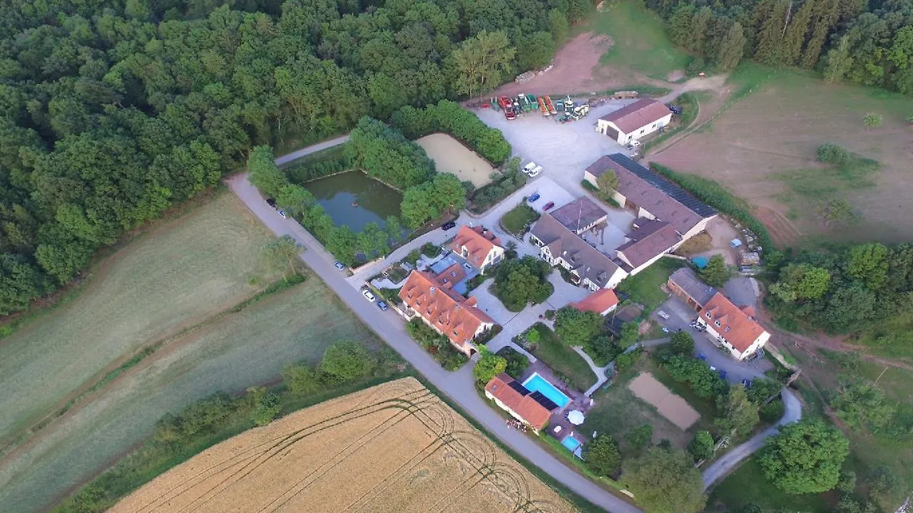 Apartment Ferienwohnungen Lindleshof Leinach