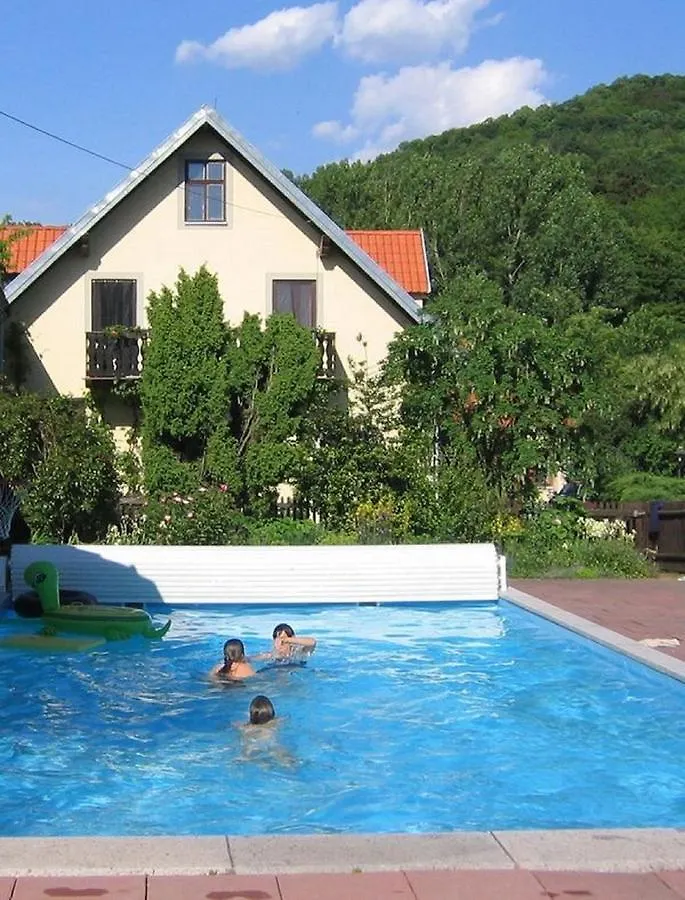 Apartment Ferienwohnungen Lindleshof Leinach