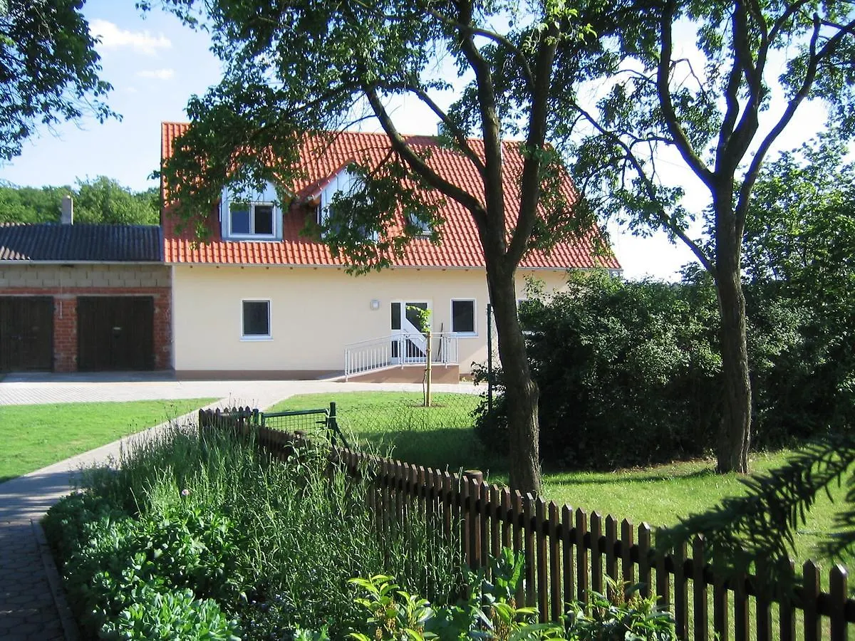 Ferienwohnungen Lindleshof Leinach 0*,  Germany