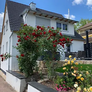 Ferienhaus Rosenchalet, Leinach